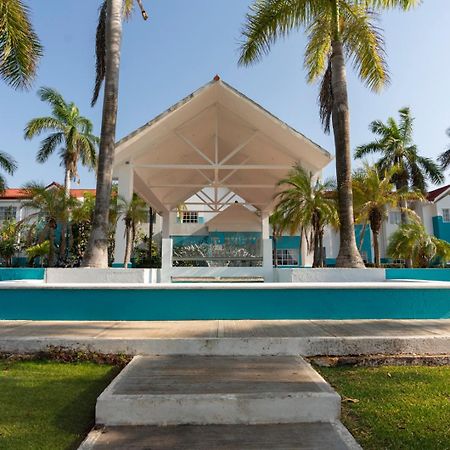קמפצ'ה Hotel Ocean View מראה חיצוני תמונה